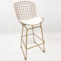 Banqueta para Cozinha média Bertoia cor Dourado fosco assento branco altura 60cm - Poltronas do Sul