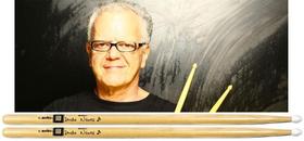 Baqueta C. Ibañez Signature Duda Neves 908N (Padrão 5A) Extra Comprida com Ponta de Nylon Baqueta C. Ibañez Signature Duda Neves 908N (Padrão 5A) Extra Comprida com Ponta de Nylon