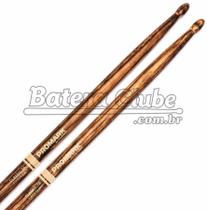 Baqueta Promark FireGrain Classic 7A em Hickory sob Exposição às Chamas Muito + Durável (036584)