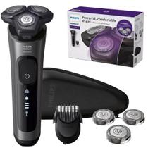 Barbeador Elétrico Philips Recarregável Wet & Dry SenseIQ - Preto com Acessórios Barbeador Elétrico Philips Recarregável Wet & Dry SenseIQ - Preto com Acessórios