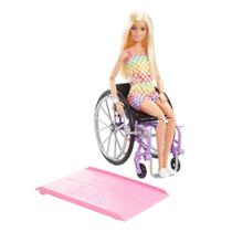 Barbie Cadeira de Rodas Loira HJT13