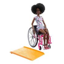 Barbie Cadeira de Rodas Negra HJT14 - MATTEL