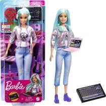 Barbie Carreira do Ano Produtor Musical Doll (12-in), Cabelo Azul Colorido, Camiseta Moderna, Jaqueta &amp Jeans Plus Placa de Mixagem de Som, Acessórios de Computador &amp Fone de Ouvido, Grande Presente de Brinquedo