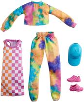 Barbie Conjunto 2-Pack, Moletom Tie-Dye & Vestido Xadrez, Boné Azul & Tênis Rosa