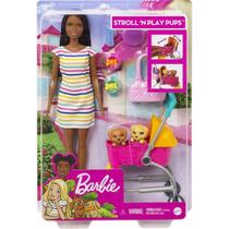 Barbie Family Barbie Conjunto Passeio de Cachorro Mattel GHV93