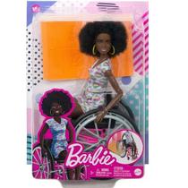 Barbie Fashionista Cadeira de Rodas Negra Mattel HJT14