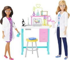 Barbie Science Lab Playset com 2 bonecas, bancada de laboratório e 10+