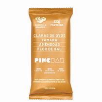 Barra de Proteína Pincbar Caramelo Salgado Clara de Ovos Tâmara Amêndoas Flor de Sal 50g