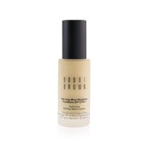 Base Bobbi Brown Skin Long-Wear Weightless SPF 15