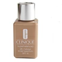 Base Clinique Superbalanced Silk Makeup suede 15ml