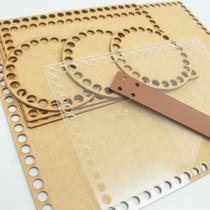 Base Crochê Mdf Fio De Malha Kit Higiene Bebê Tampa Acrílico Farmacinha