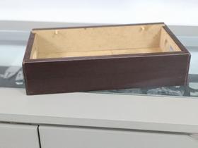 Base de madeira para máquina de costura doméstica - Tabaco