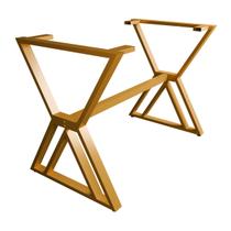 Base De Mesa Ucrânia - Dourado