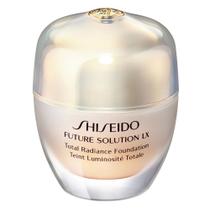 Base Facial Iluminadora Shiseido Future Solution LX SPF 15