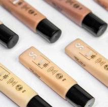 Base Líquida Matte Suelen Makeup - Alta Cobertura e Resistente à Água