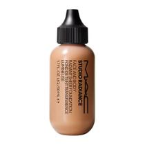 Base MAC Face and Body Natural Radiance Tons Claros