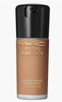 Base MAC Studio Radiance Serum Powered NW47 Base MAC Studio Radiance Serum Powered NW47