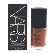 Base NARS Sheer Glow NAMIBIA Dark 4 30mL