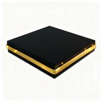 Base QUADRADA PRETA e DOURADO 25 CM