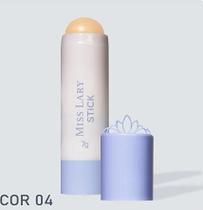 Base stick miss lary Base stick miss lary