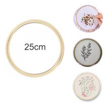 Bastidor de Madeira 25cm Para Bordado Nurge Sem Tarracha Bastidor de Madeira 25cm Para Bordado Nurge Sem Tarracha