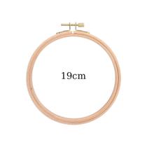 Bastidor de Madeira para Bordado Nurge com Tarracha 19cm