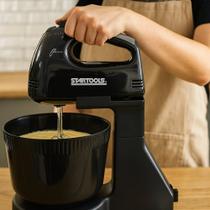 Batedeira Elétrica 220V com Balde 2 Litros Preta Prática para Preparos