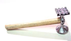 Batedor Alumínio Pequeno Para Carne 19 cm Cabo Madeira - Vision