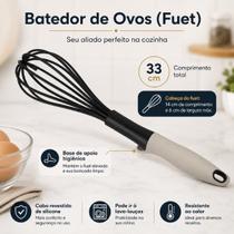 Batedor de Ovos Fuet 33 cm Nylon com cabo revestido de Silicone e suporte de Apoio Batedor de Ovos Fuet 33 cm Nylon com cabo revestido de Silicone e suporte de Apoio