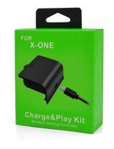 Bateria E Cabo Carregador Controle Xbox One Charge Play - Nova Voo