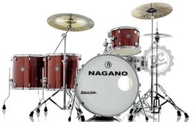 Bateria Nagano LedShip Red Stripe Bumbo 24, tom 13, surdos 16 e 18, Caixa Prophonic e Ferragens