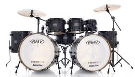 Bateria RMV FiberTech Bumbo Duplo Black com 3 Tons, 2 Surdos, 2 Bumbos, Caixa 14x8 e Ferragens