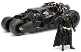 Batmóvel Dark Night 2008 Tumbler com boneco Batman 1/24 Jada Batmóvel Dark Night 2008 Tumbler com boneco Batman 1/24 Jada