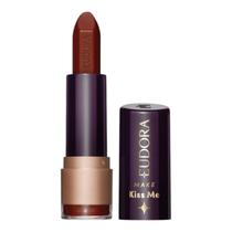 Batom Hidratante Marrom Desfile Eudora Make Kiss Me 3,7g Batom Hidratante Marrom Desfile Eudora Make Kiss Me 3,7g