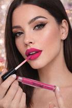 Batom Líquido 24 Horas Confort Max Love com acido hialurônico