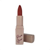 Batom Matte Diva Gior Vermelho Cardeal 3,5g Vegano Clássico e de Longa Duração Batom Matte Diva Gior Vermelho Cardeal 3,5g Vegano Clássico e de Longa Duração