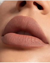 Batom Multifuncional Lip Blush - Alyce Gontijo Batom Multifuncional Lip Blush - Alyce Gontijo