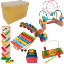 Baú de madeira + 6 brinquedos educativos de madeira - BRINQUE E LEIA