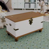 Baú para Quarto Infantil com Tampo e Base em Madeira Maciça Joy Branco/Off White/Nogueira Baú para Quarto Infantil com Tampo e Base em Madeira Maciça Joy Branco/Off White/Nogueira