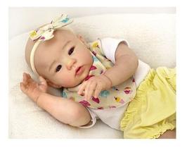 Bebê Reborn Boneca Menina Carequinha Realista Feita à Mão Corpo de Tecido Olhos Castanhos 50cm, 2kg Enxoval PRONTA ENTREGA