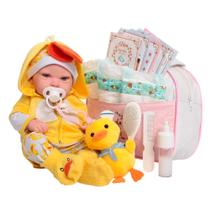 Bebê Reborn Careca com Roupa Patinho e Bolsa Maternidade Bebê Reborn Careca com Roupa Patinho e Bolsa Maternidade