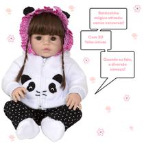 Bebe Reborn de Silicone Pandinha Fofa Com Itens Fala e Chora