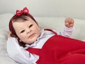 Bebê Reborn Greta Menina Vinil Silicone Boneca Realista Olhos Castanhos Kit Completo com Macacão Bebê Reborn Greta Menina Vinil Silicone Boneca Realista Olhos Castanhos Kit Completo com Macacão