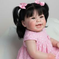 Bebê reborn menina artesanal cabelo preto corpo tecido