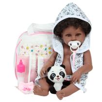 Bebê Reborn Menina Negra Saída de Banho Pandinha Bolsa Itens Bebê Reborn Menina Negra Saída de Banho Pandinha Bolsa Itens