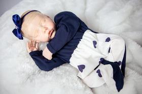 Bebê Reborn Menina Realista Dormindo Recém Nascida - Mundo Azul e Rosa