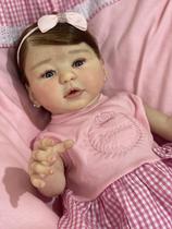 Bebê Reborn Menina Realista Mama, Faz Xixi e Toma Banho Lançamento Exclusivo com Enxoval e Documentos, Certidão de Nascimento, 50cm de Altura