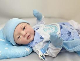 Bebê Reborn Menino Carequinha Realista Corpo Inteiro Silicone Toma Banho 50cm, 2kg Enxoval Completo PRONTA ENTREGA