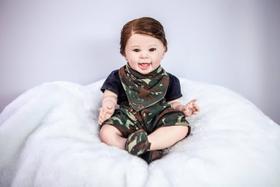 Bebê Reborn Menino Realista Feita à Mão Bebê Reborn Menino Realista Feita à Mão