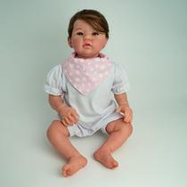Bebe reborn realista feita a mao com enxoval completo Bebe reborn realista feita a mao com enxoval completo